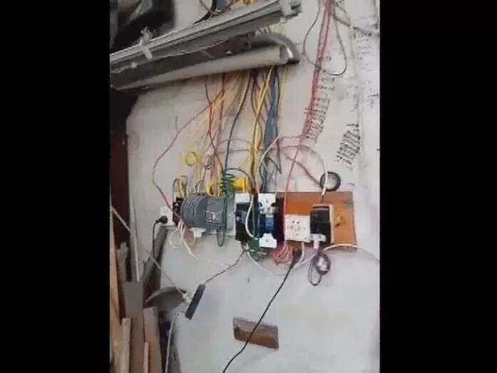 私拆電表竊電4萬多度，榕城一男子被刑拘