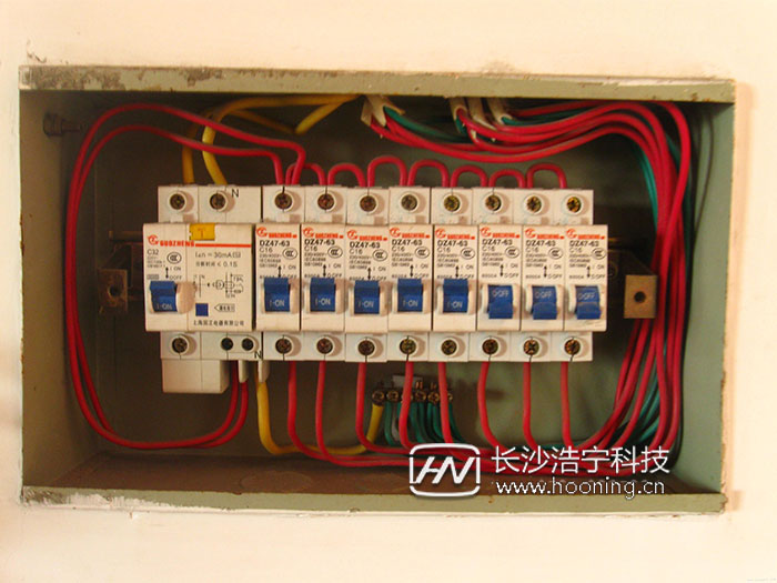 智能電表顯示跳閘怎么恢復